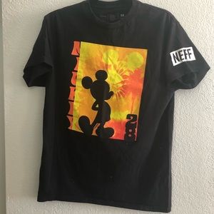 Disney collection by neff black,orange,yellow,red,white colored Mickey shirt med